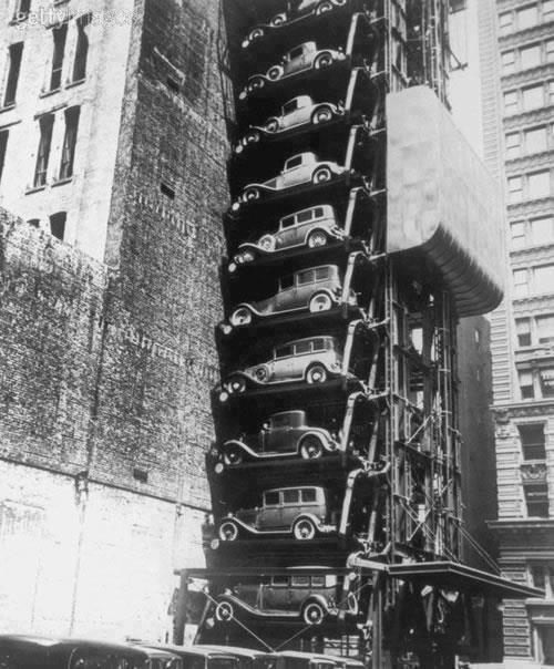 Car Parking Machine, Chicago 1932 Car Parking Machine, Chicago 1932